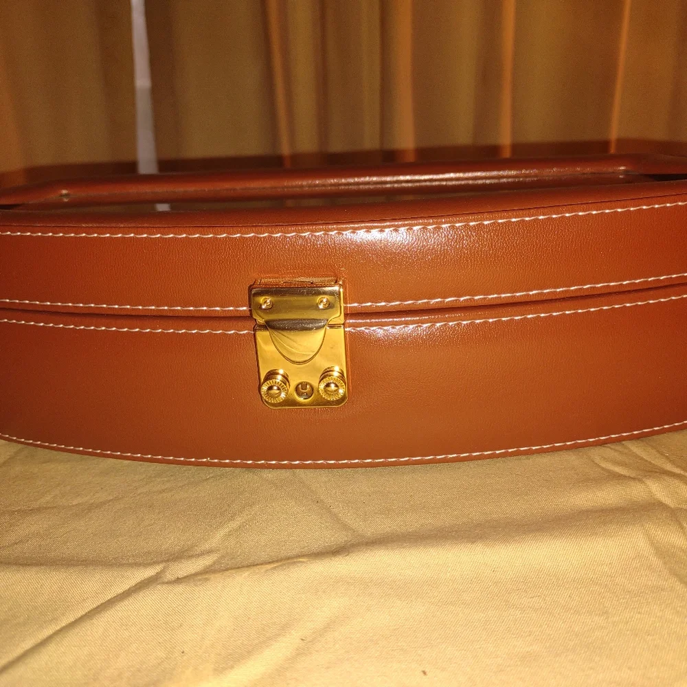 Watch case - Picture 5 of 15
